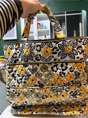VERA BRADLEY THREE-O-TOTE GO WILD